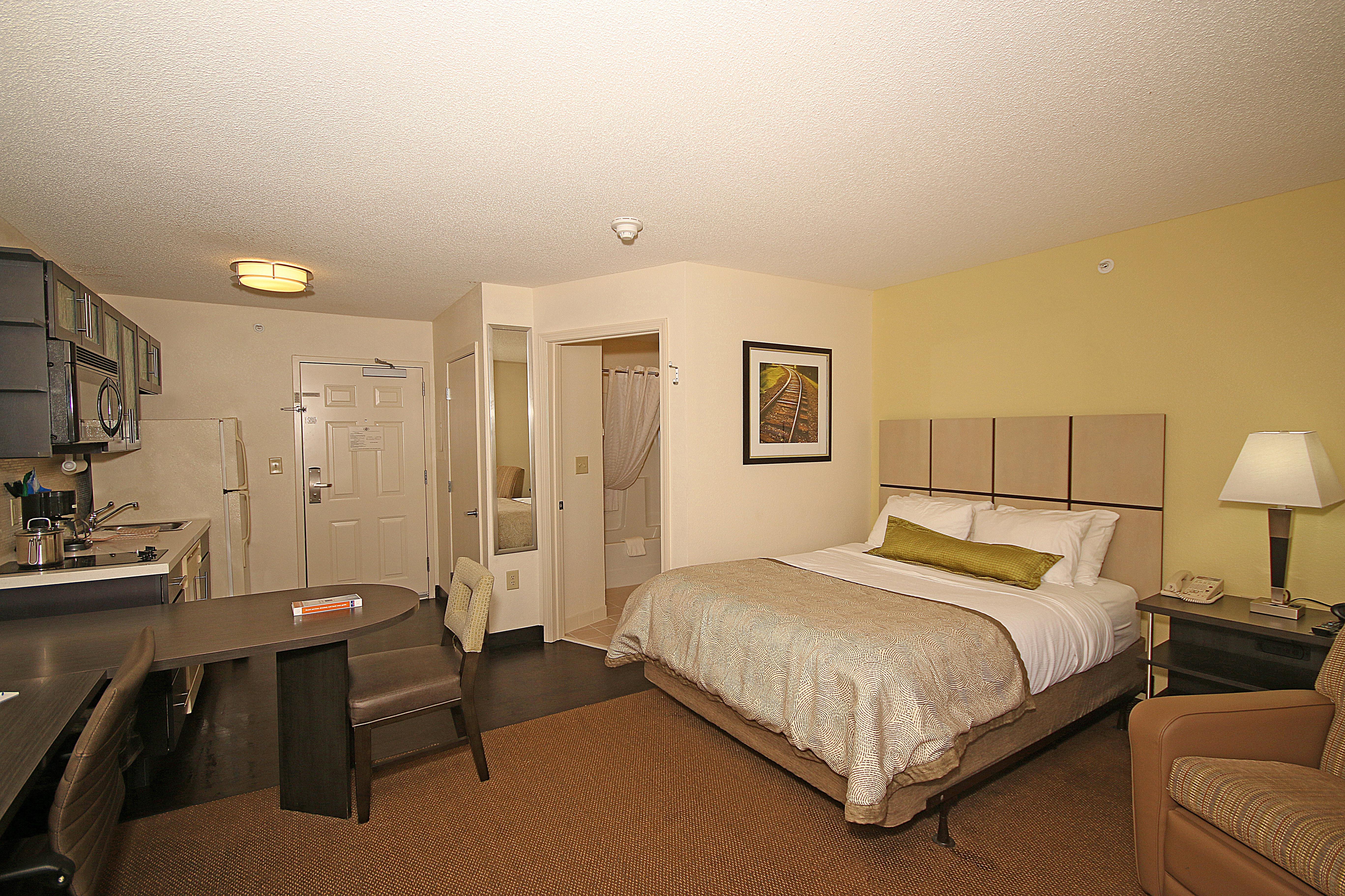 Candlewood Suites Newport News-Yorktown By Ihg Exterior photo