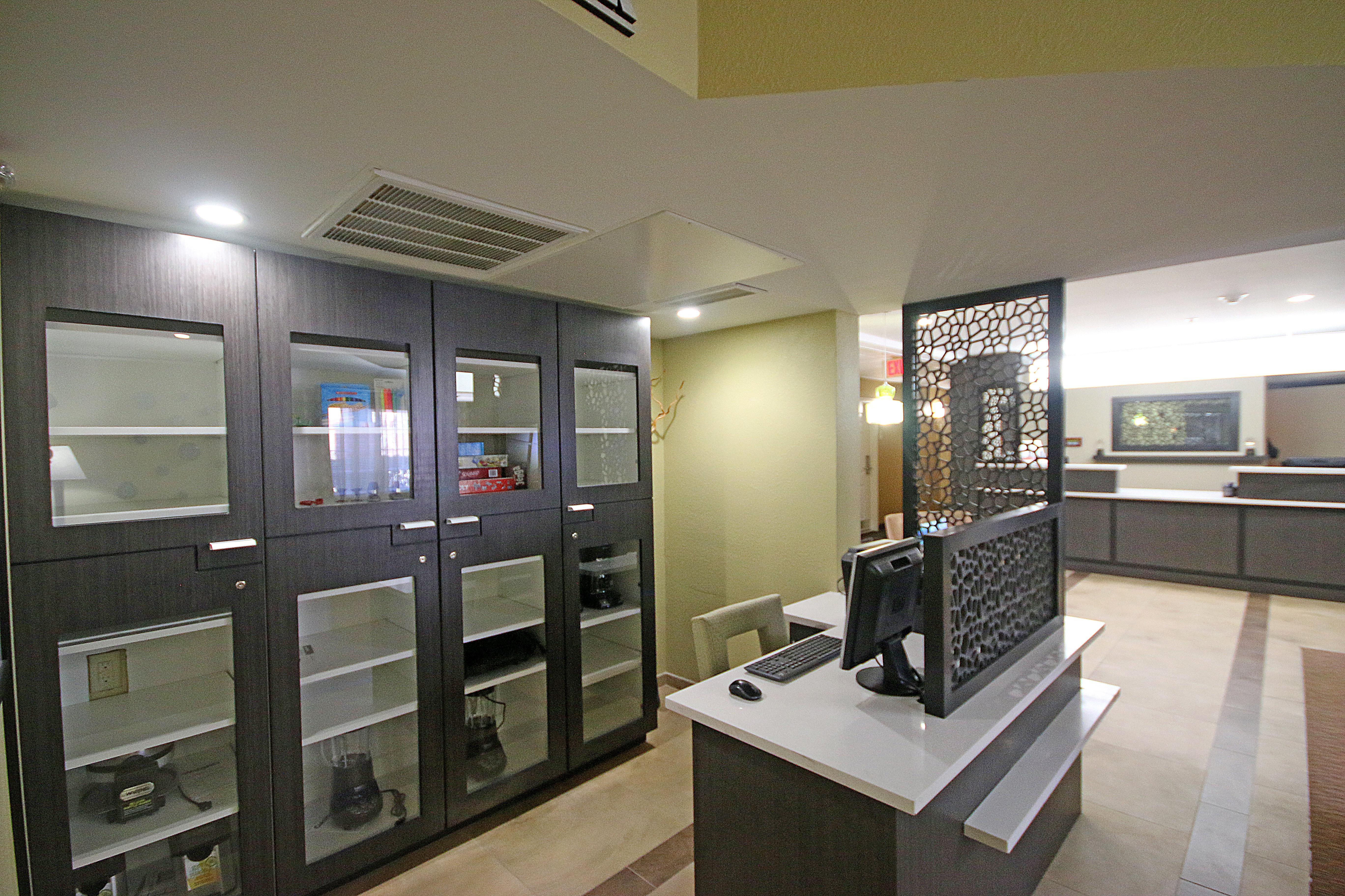 Candlewood Suites Newport News-Yorktown By Ihg Exterior photo